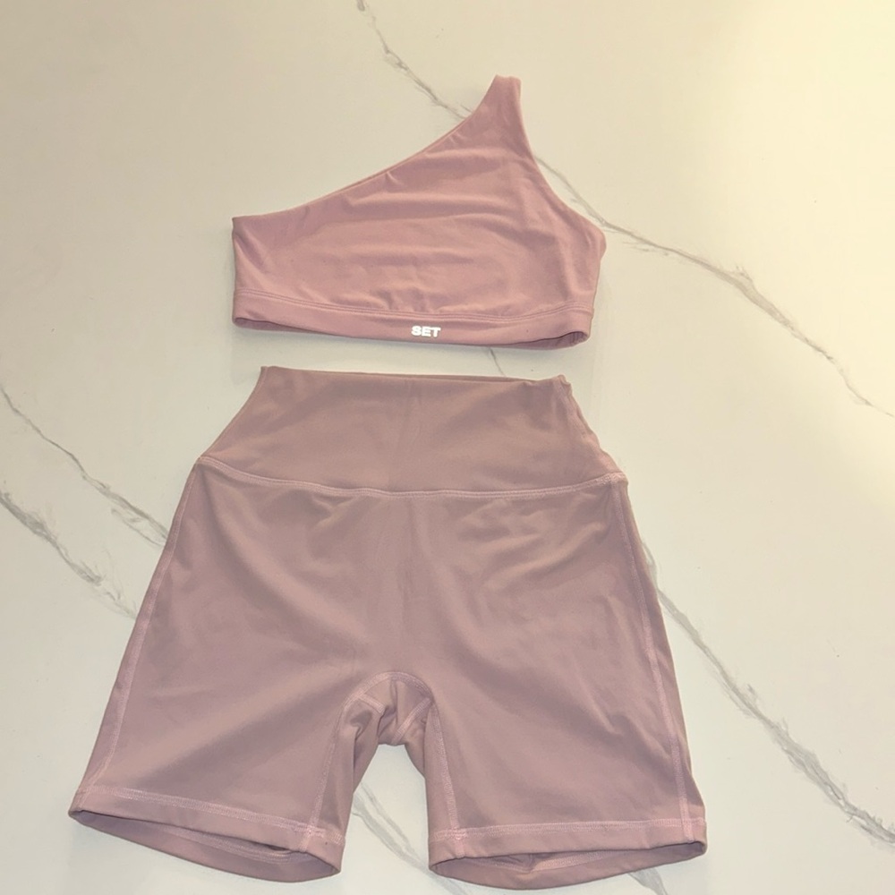 SETACTIVE SPORTBODY BRA AND SHORTS